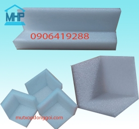 Góc mút xốp pe foam chèn ốp hàng hóa