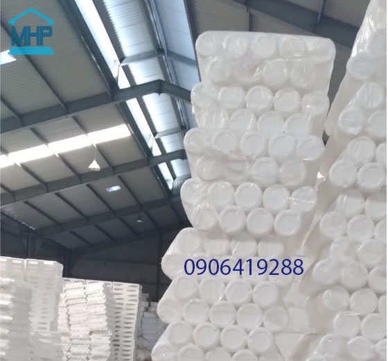 GÓC XỐP CHÈN HÀNG